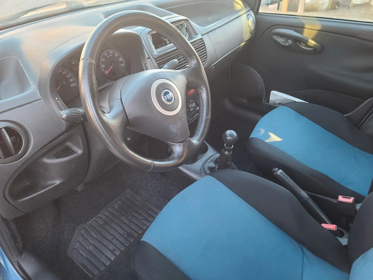 Fiat Punto 1.200 BENZ 5P X NEOPATENTATI