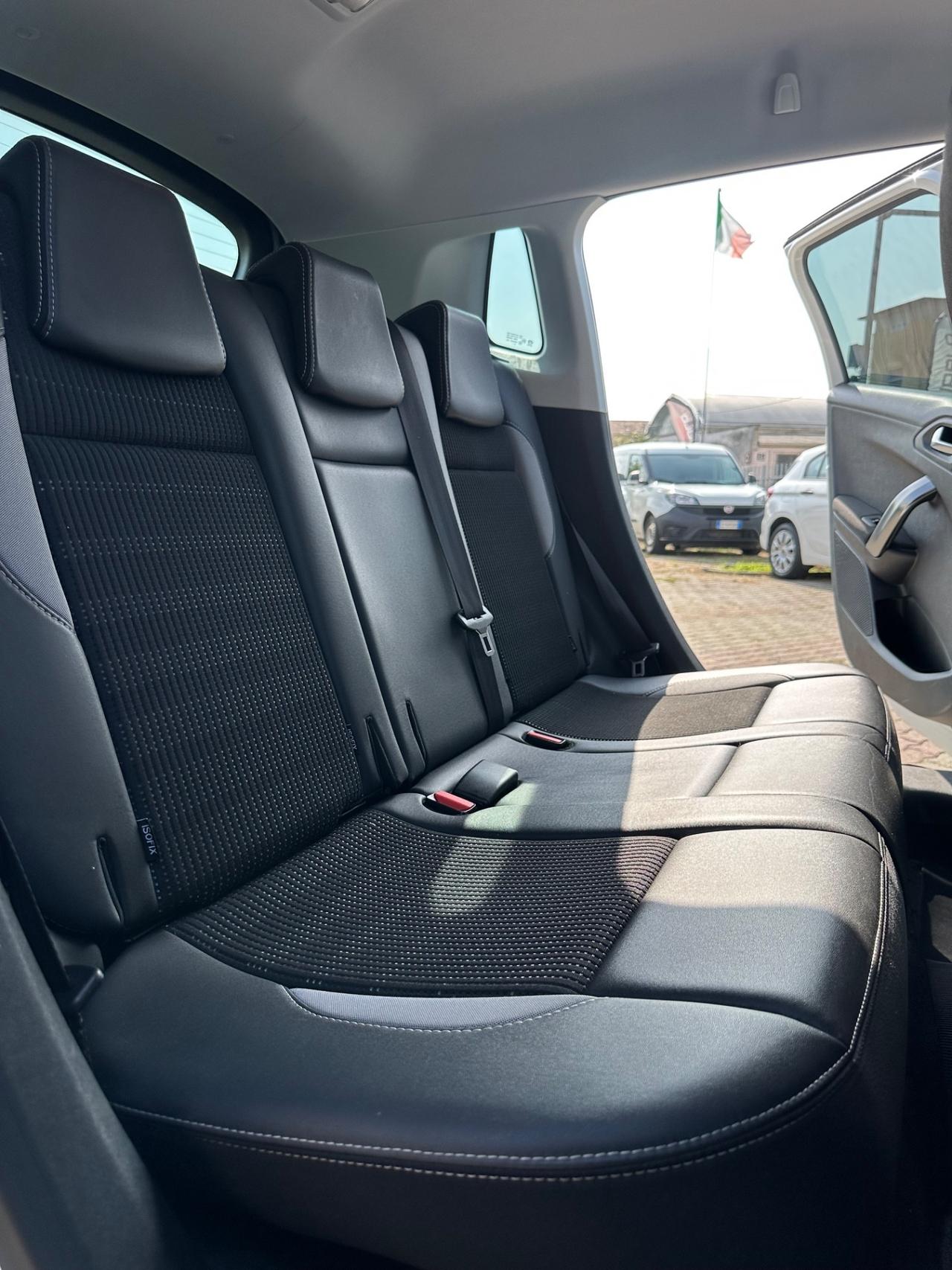 Peugeot 2008 PureTech 82 Allure