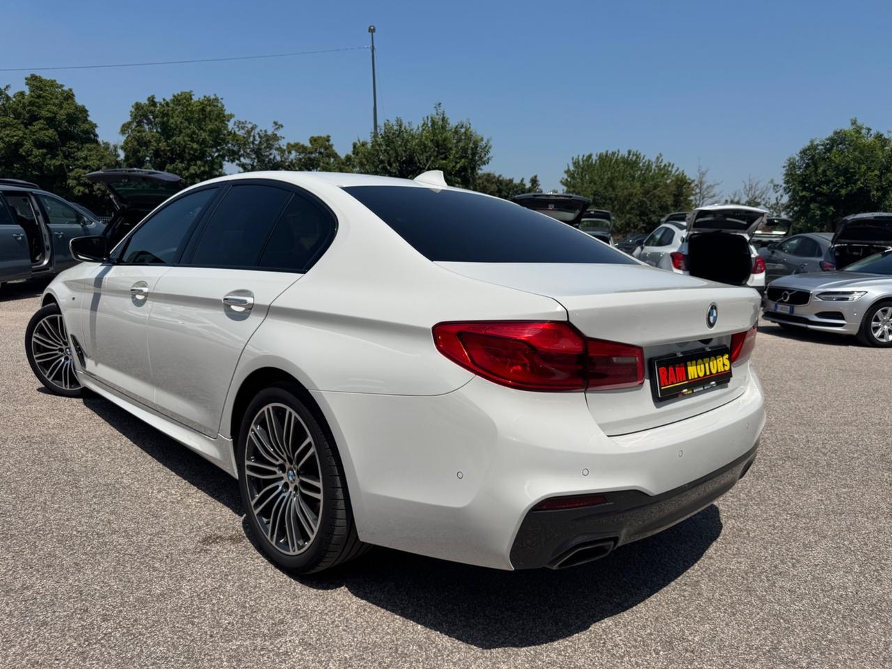 Bmw 520d xDrive Msport FULL SERVICE UNIPRO