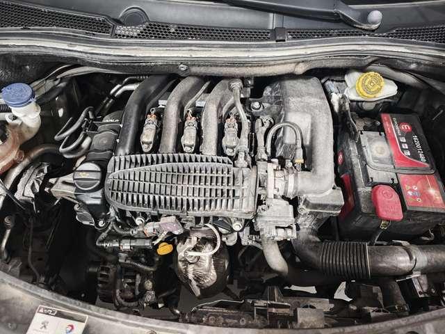 Peugeot 208 Neopatentati Benzina Euro 6 Cinghia nuova