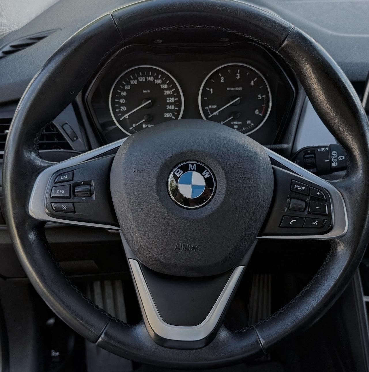 Bmw 218d Active Tourer Luxury