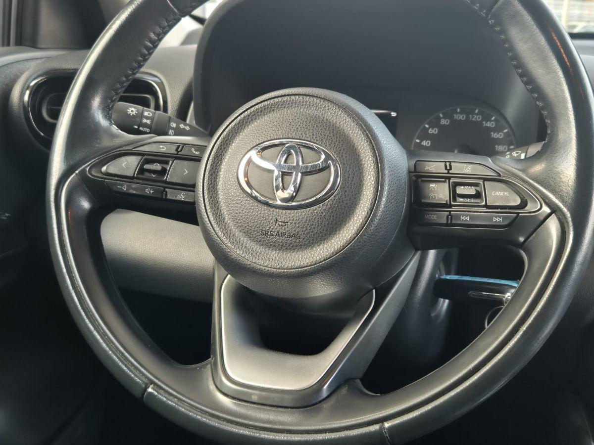 TOYOTA - Yaris - 1.5 Hybrid 5p. Business