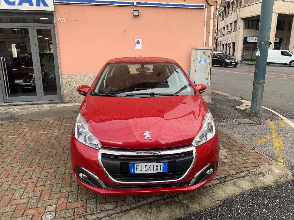 Peugeot 208 BlueHDi 75 5 porte Allure