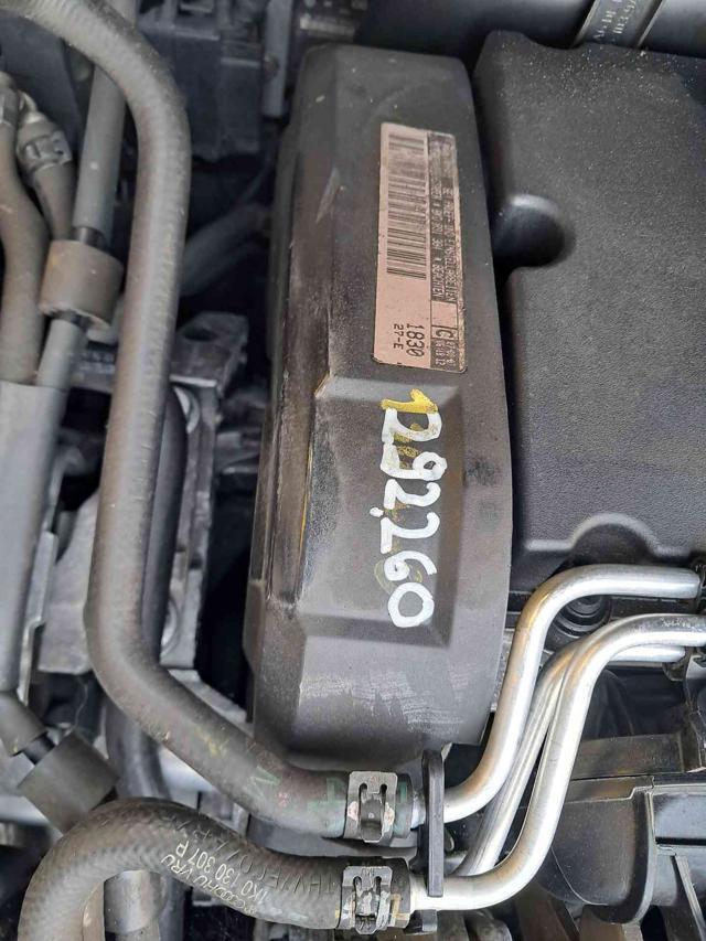 VOLKSWAGEN Touran 2.0 16V TDI Highline 7 posti neopatentati