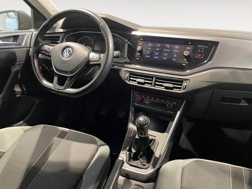 Volkswagen Polo VI 2017 1.0 TGI 90CV Highline R-Line Ext.- METANO