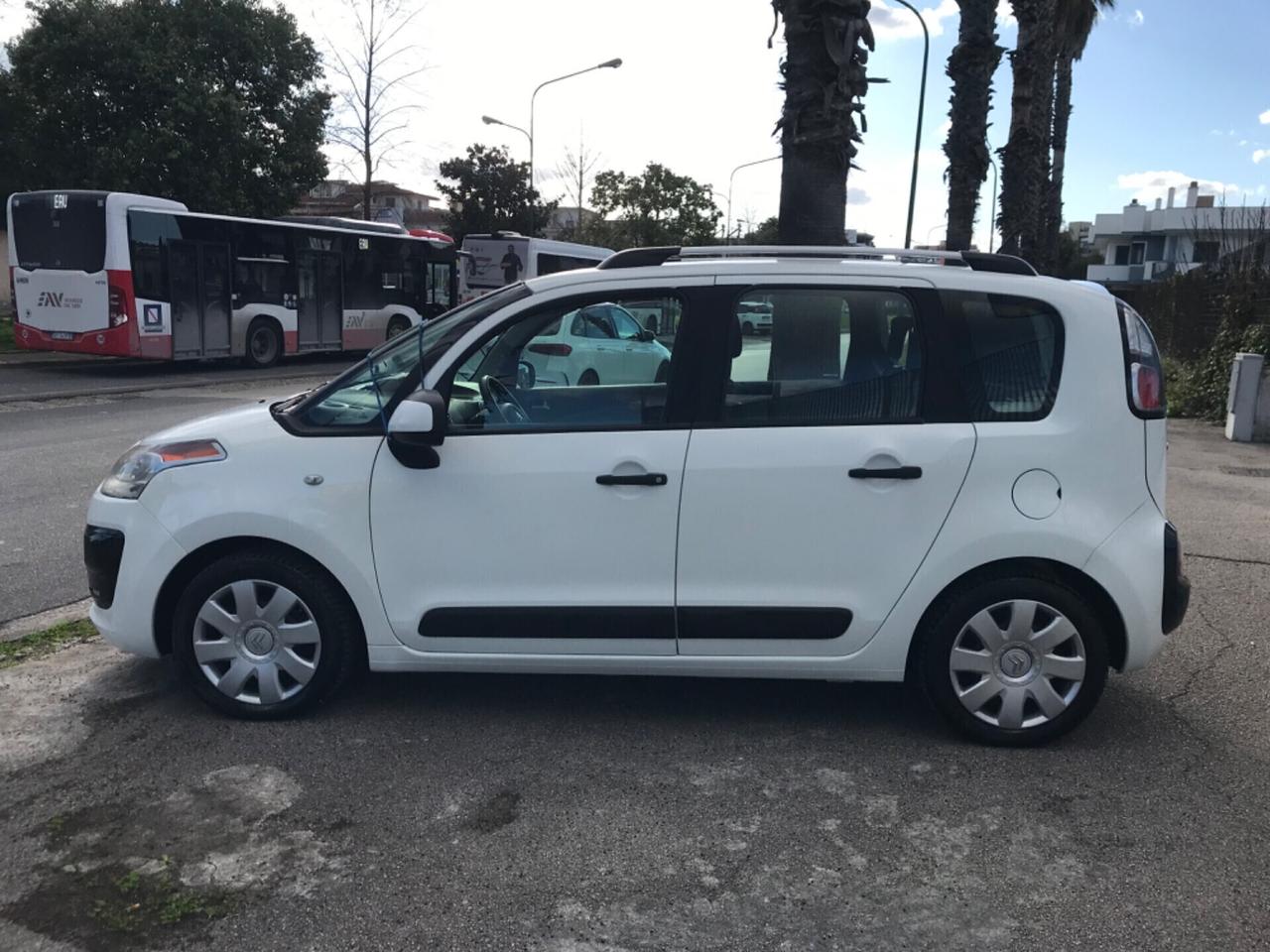 Citroen C3 Picasso 1.4 VTi 95 CV 70 KW Exclusive Impianto GPL