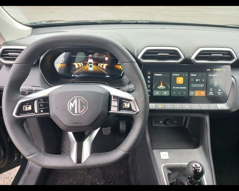 MG ZS 1.5L MT COM