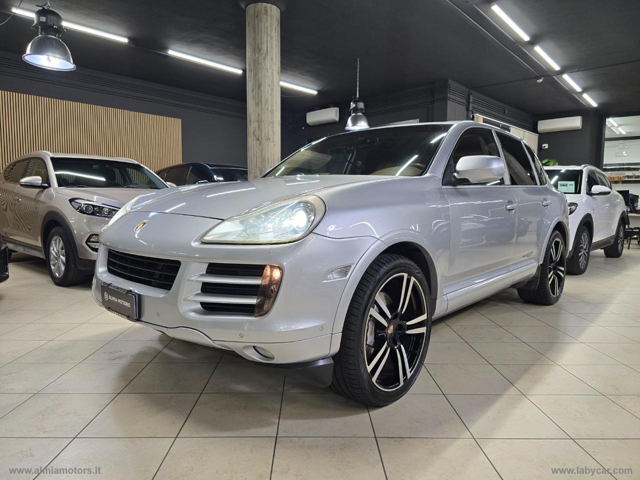 PORSCHE Cayenne S