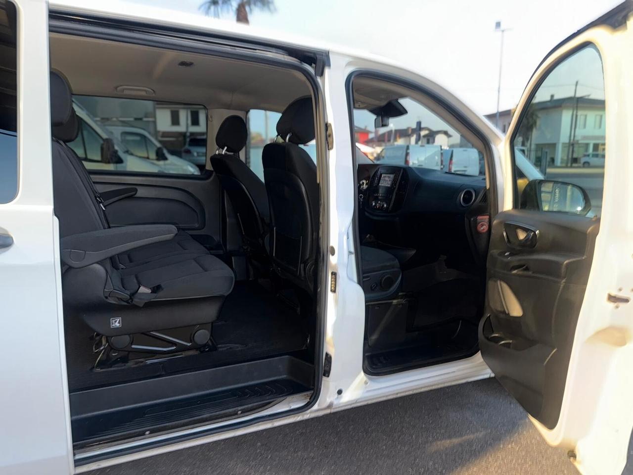 Mercedes Benz 116 CDI AUTOMATICO 6 POSTI AUTOCARRO MIXTO COMPACT