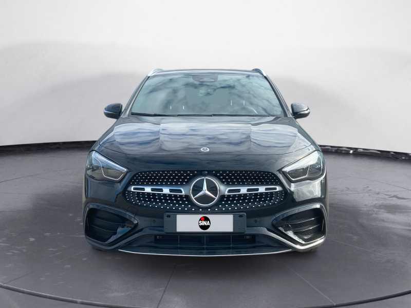 Mercedes-Benz GLA 180 d AMG Line Premium AuTo
