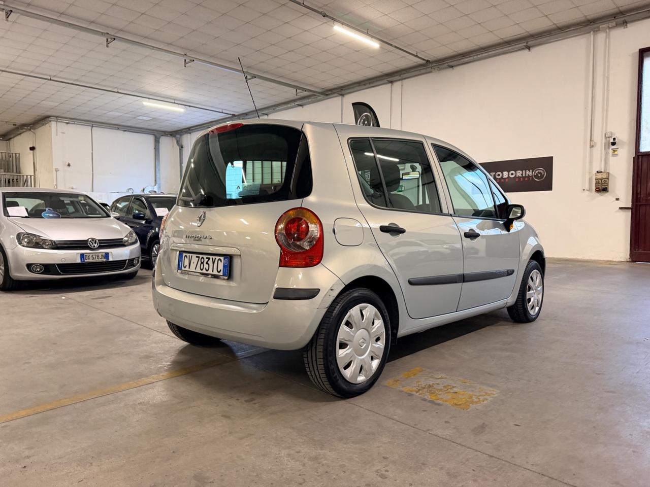 Renault Modus 1.2 16V Luxe Privilège