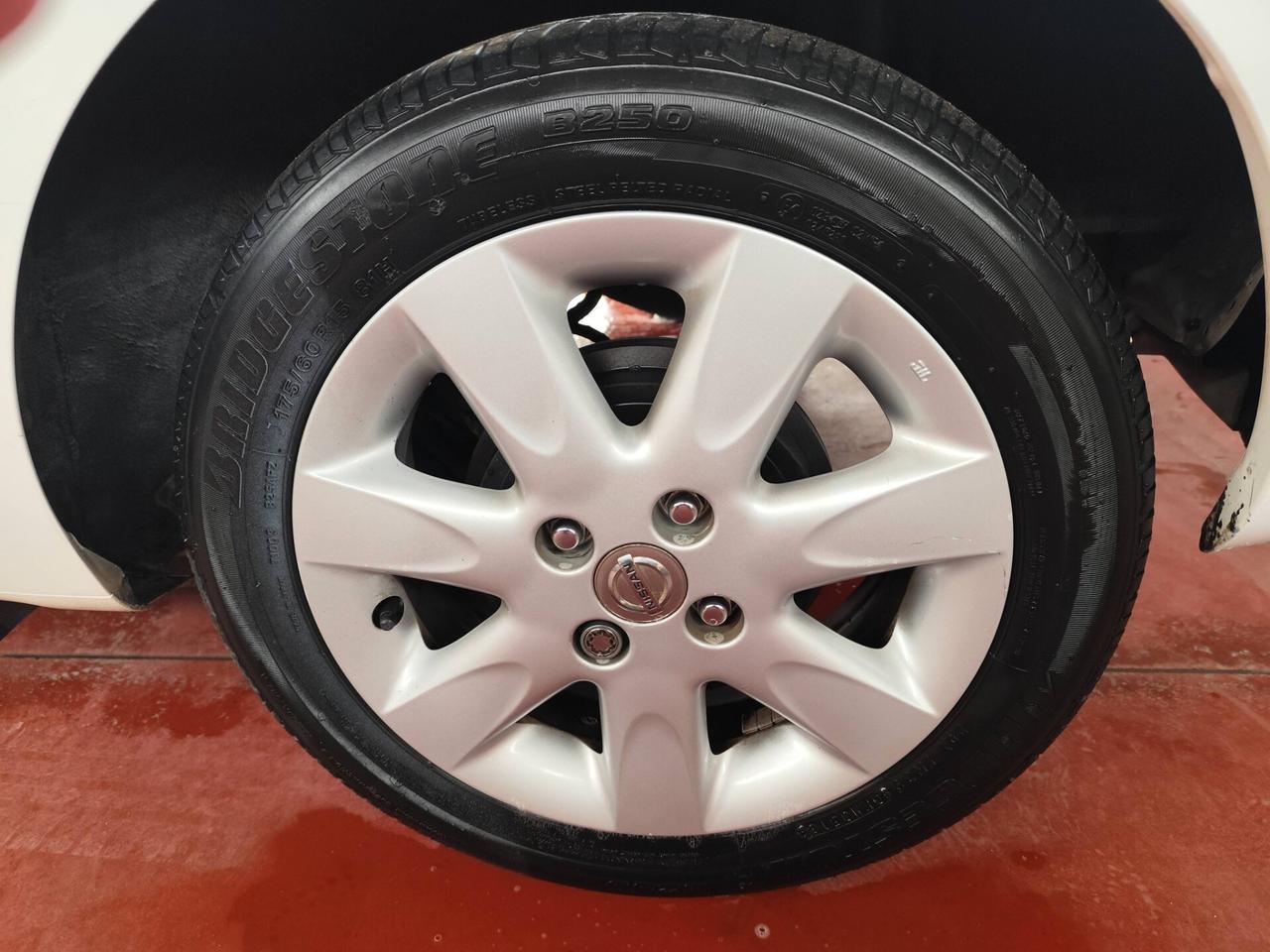 Nissan Micra 1.2 12V 5 porte Tekna