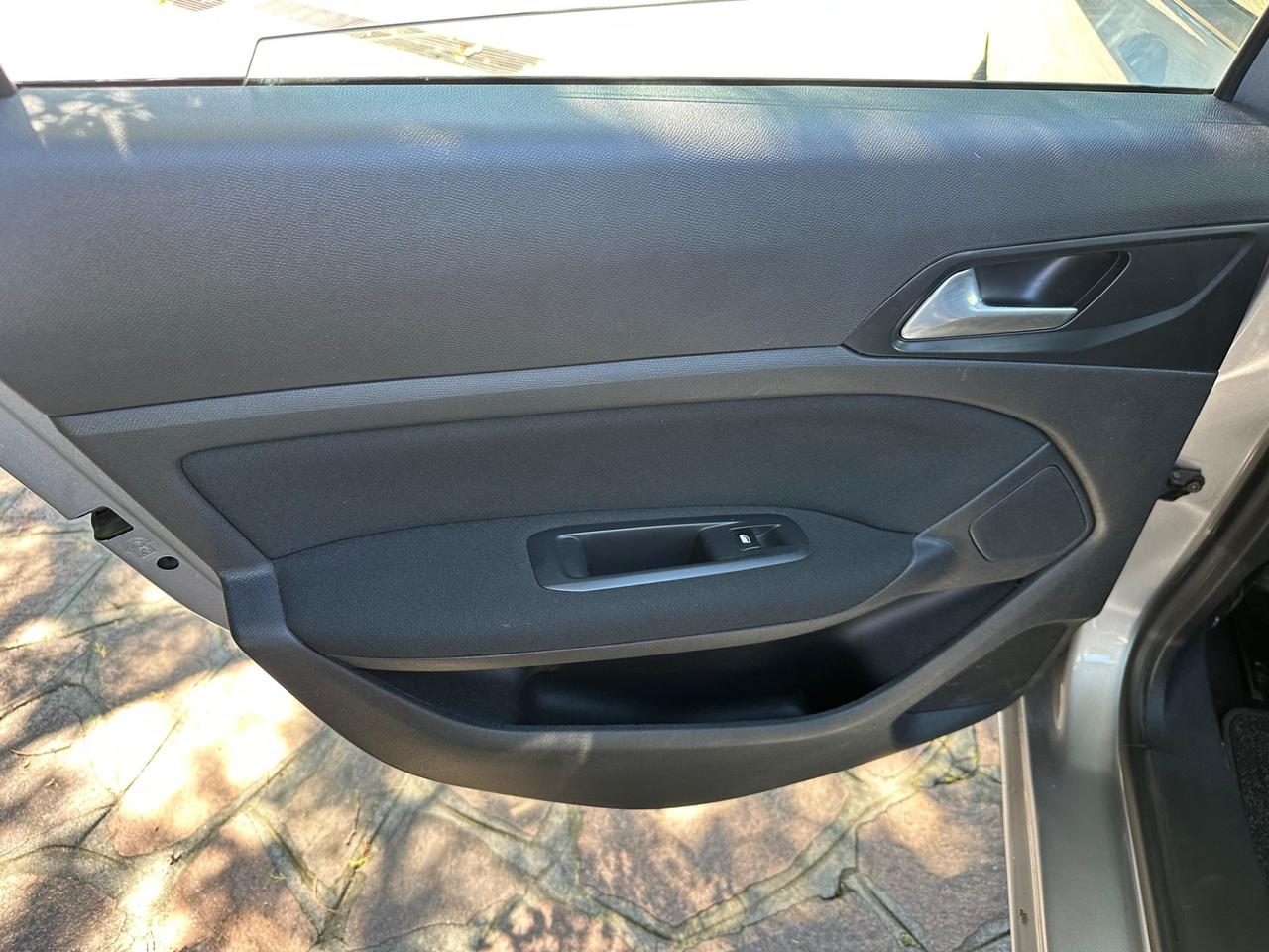 Peugeot 308 BlueHDi 120 S&S SW Allure