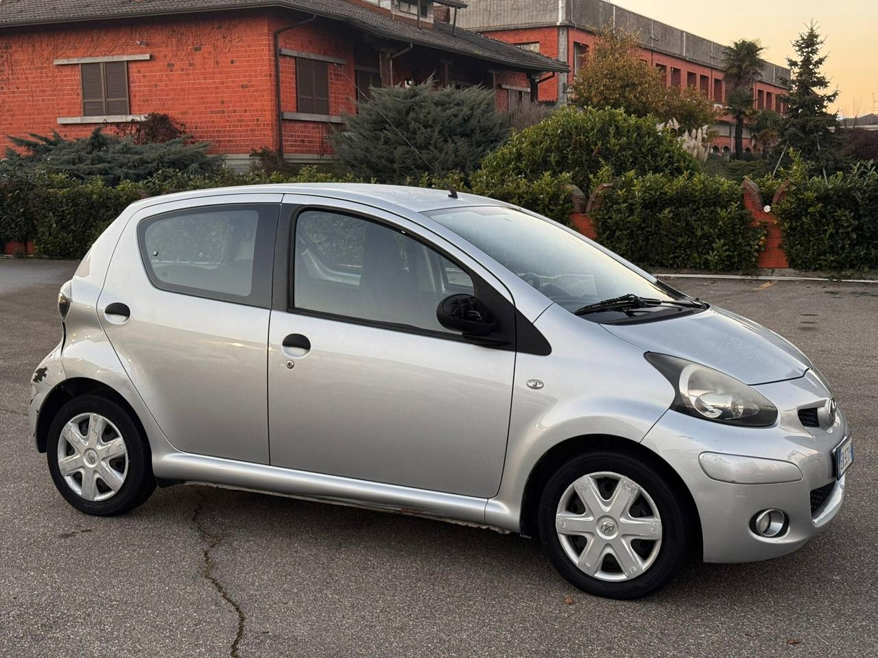 Toyota Aygo 1.0 12V VVT-i 5 porte Now
