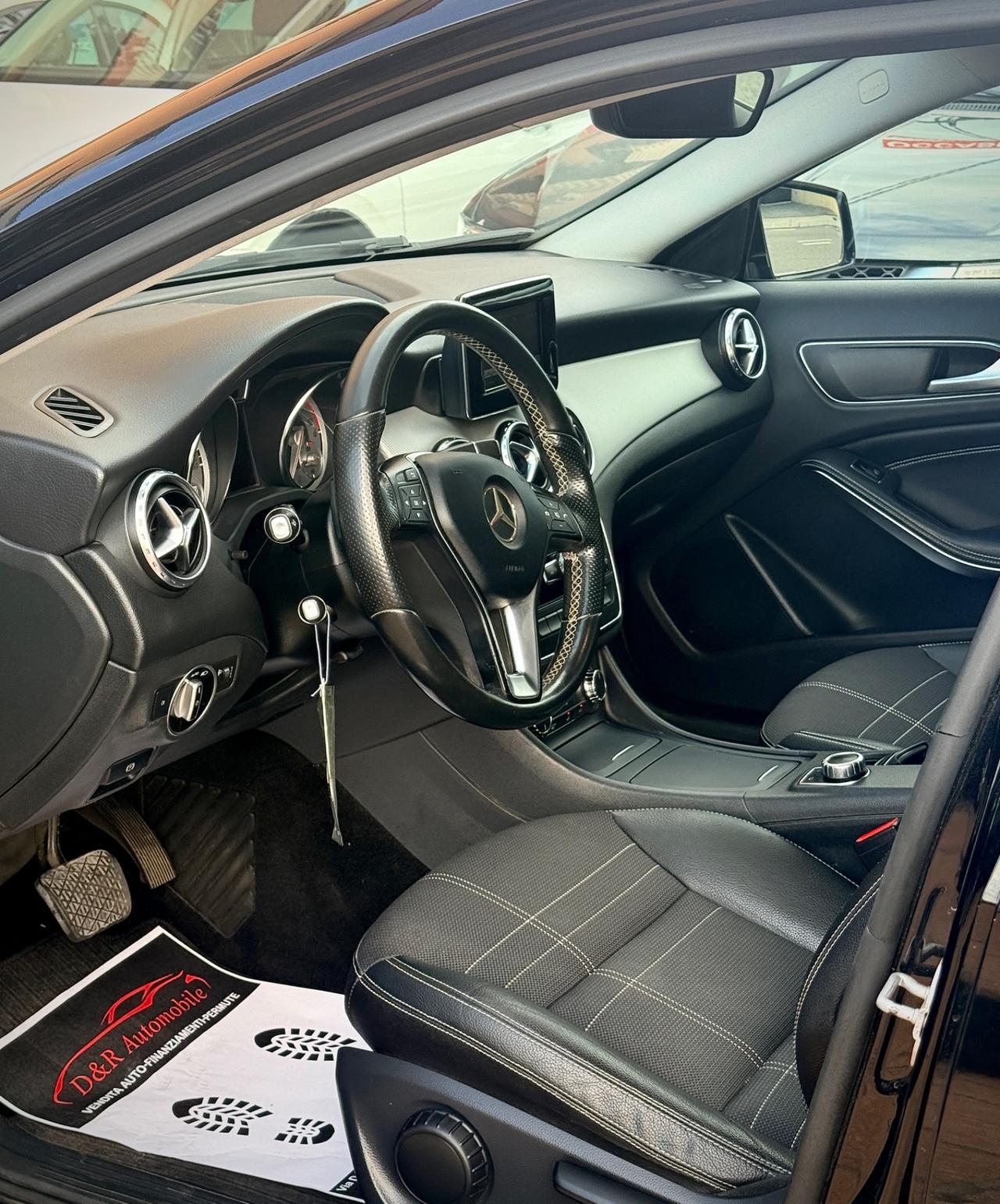 Mercedes-benz GLA 200 d Automatic Premium