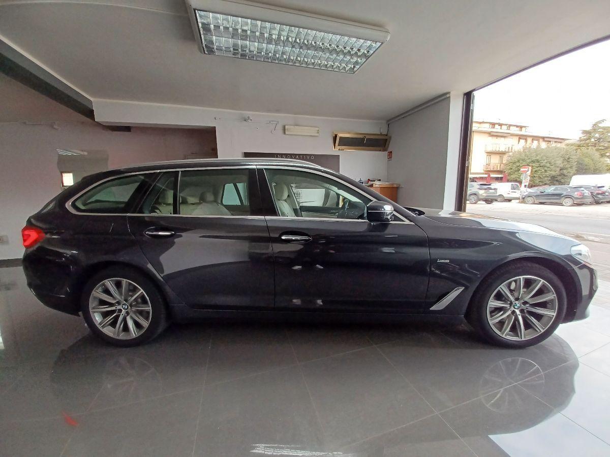 BMW - Serie 5 - 520d xDrive Touring Luxury