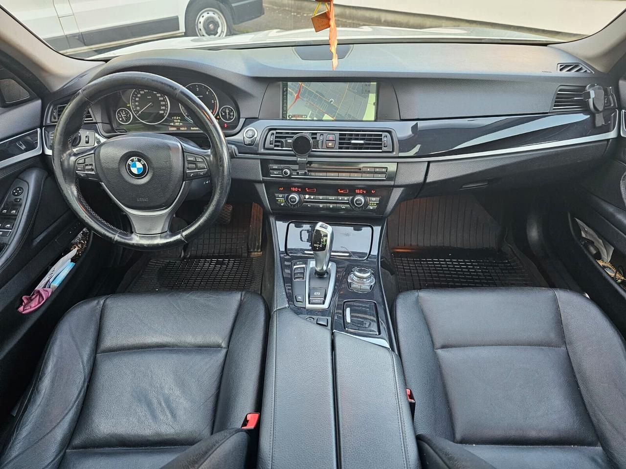 Bmw 520d 184cv Touring Futura*Pelle*Navi*Tetto*Pdc*19*