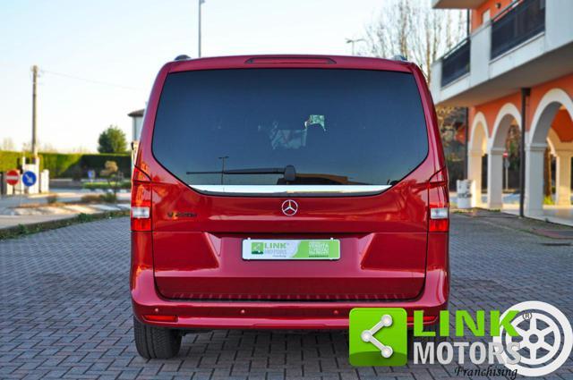 MERCEDES-BENZ V 220 d Automatic Sport Compact Night Edition