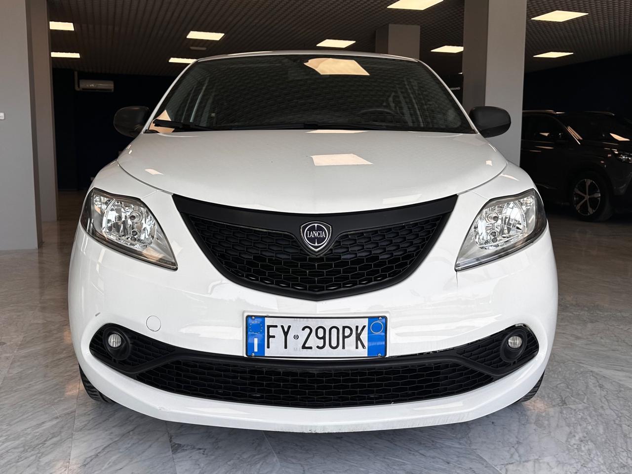 Lancia Ypsilon 1.2 69 CV 5 porte GPL Ecochic Elefantino Blu