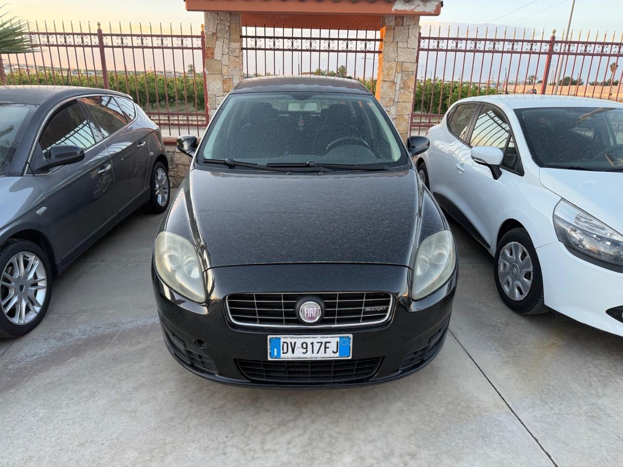 Fiat Croma 1.9 Multijet Emotion