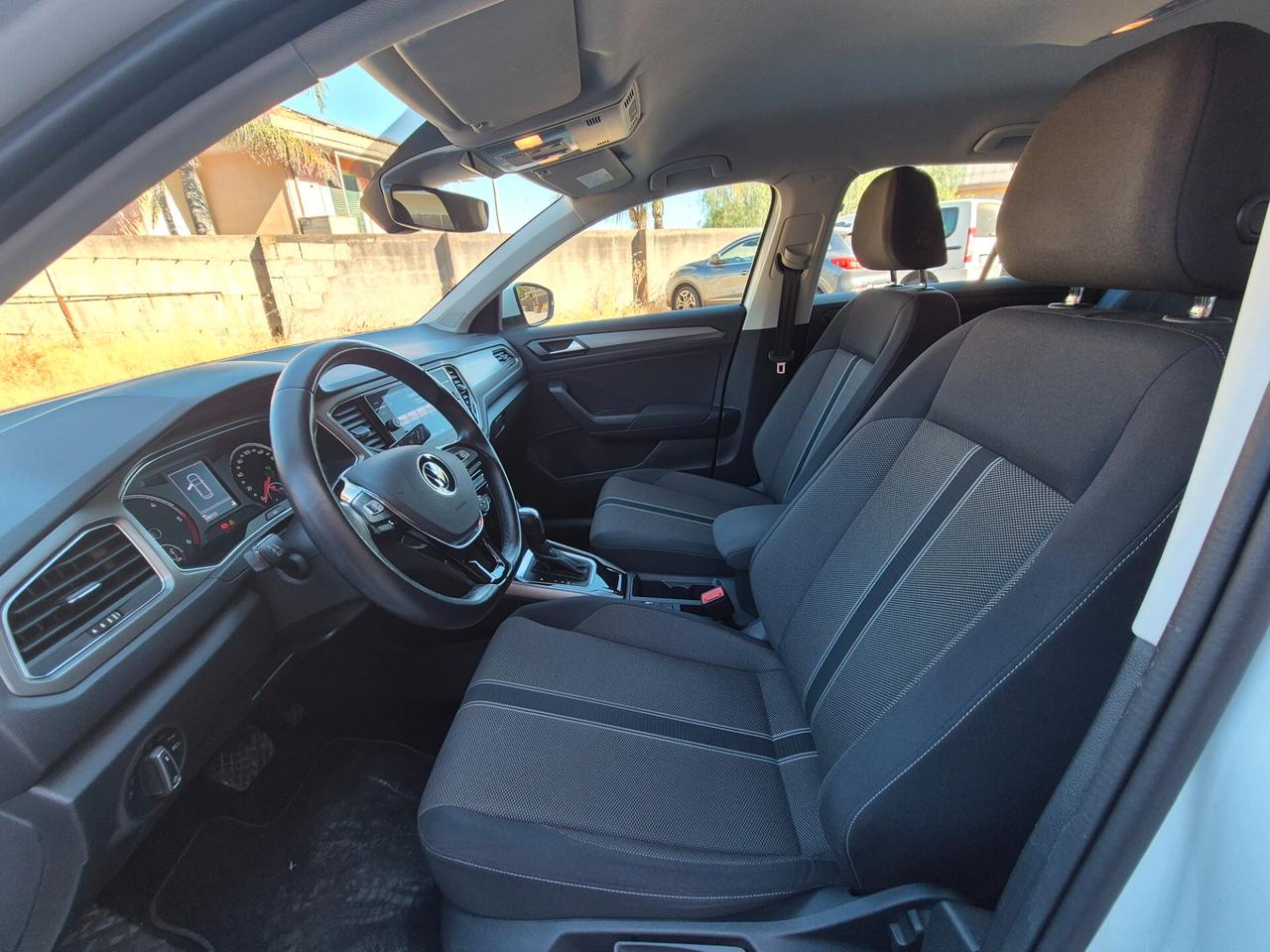 Volkswagen T-Roc 2.0 TDI 150 CV DSG AUTOM/NAVIG/RETROCAM 2021