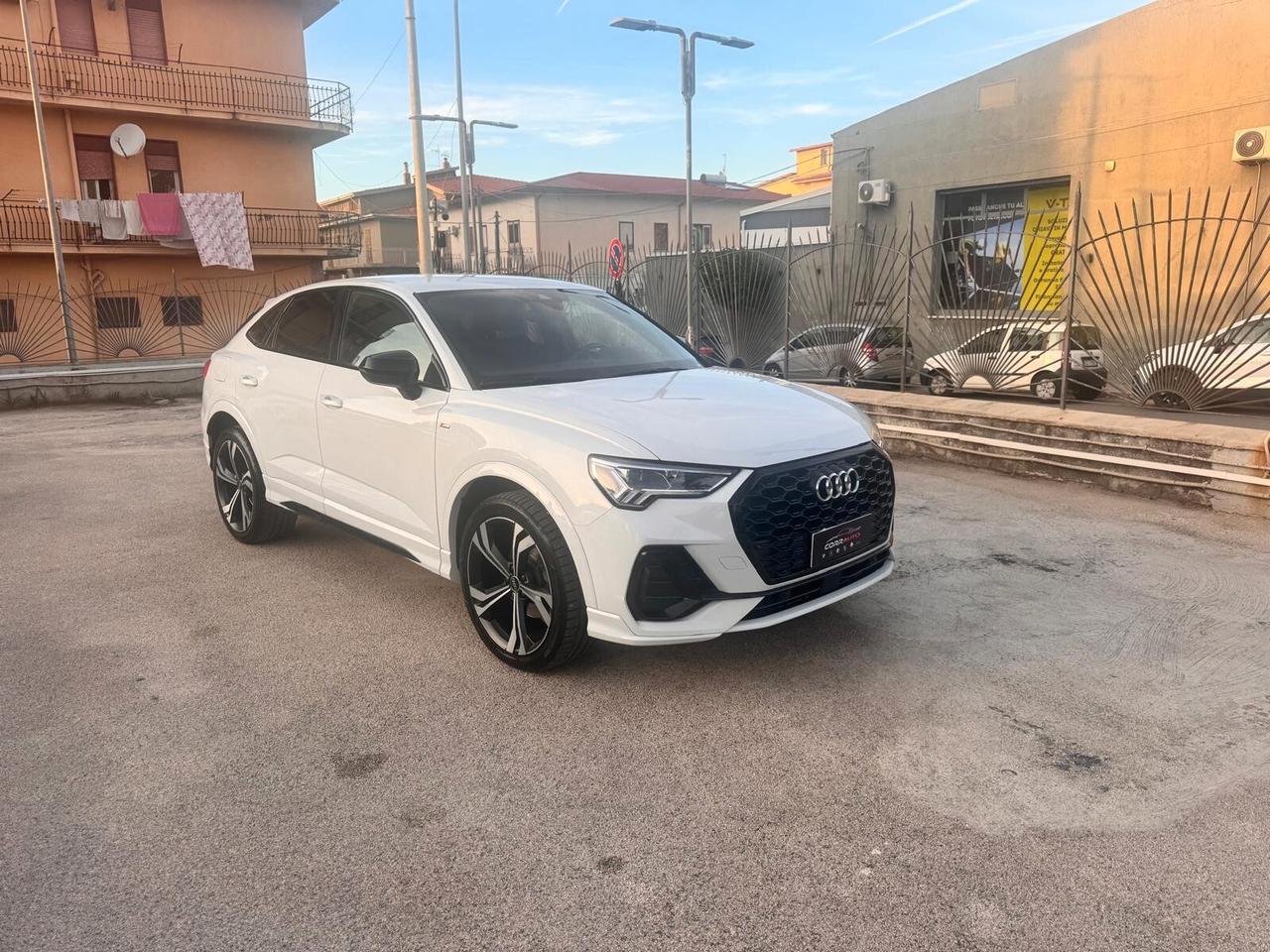 Audi Q3 Sportback 35 TDI S tronic line edition