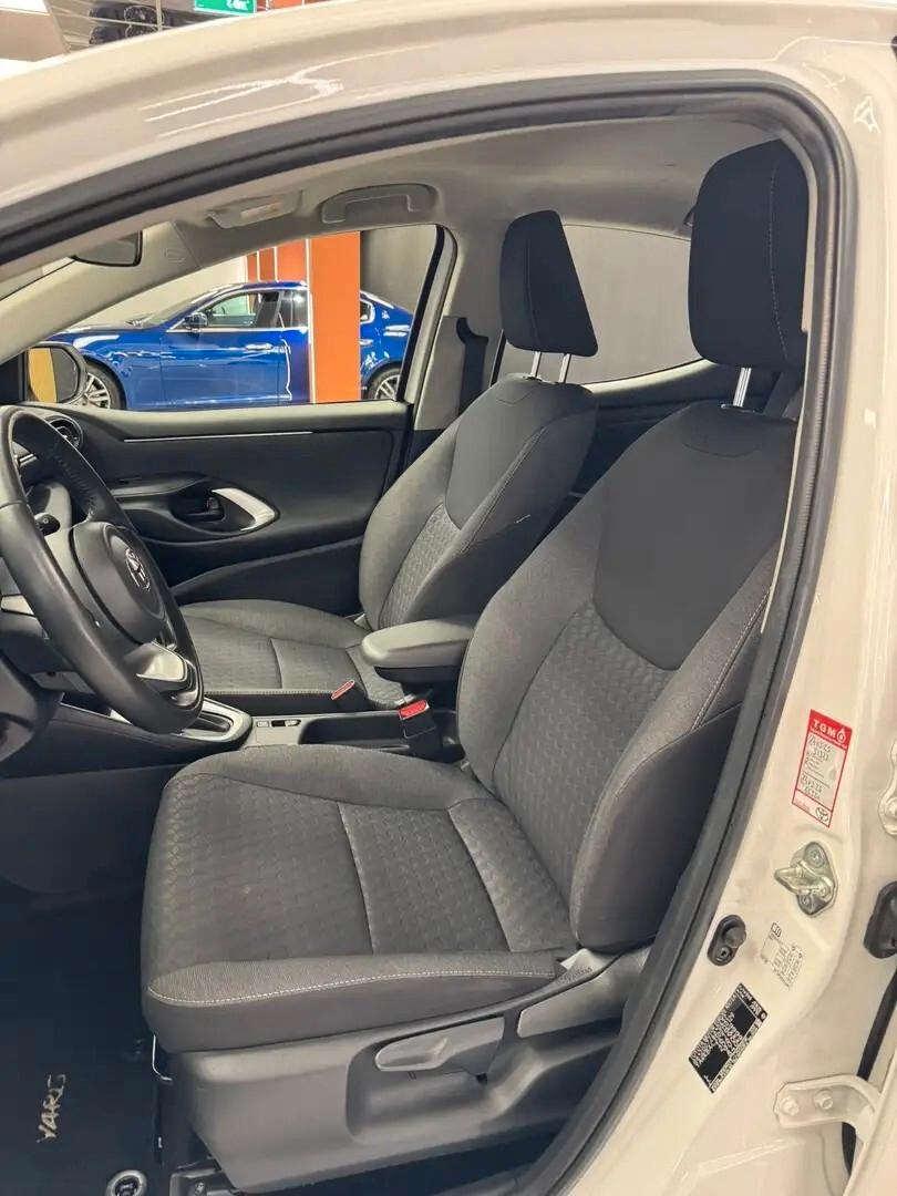 Toyota Yaris 1.5 Hybrid 5 porte Trend