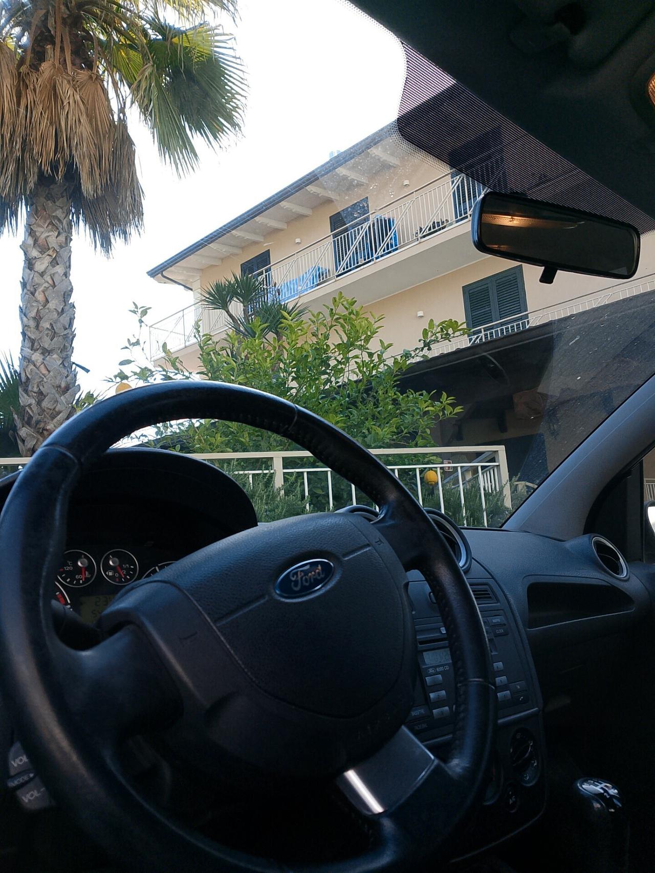 Ford Fiesta 1.4 TDCi 3p. Ghia