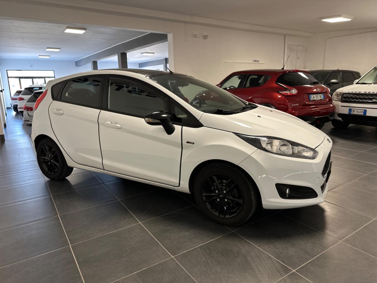 FORD FIESTA 1.5 TDCi 75CV BLACK & WHITE EDITION