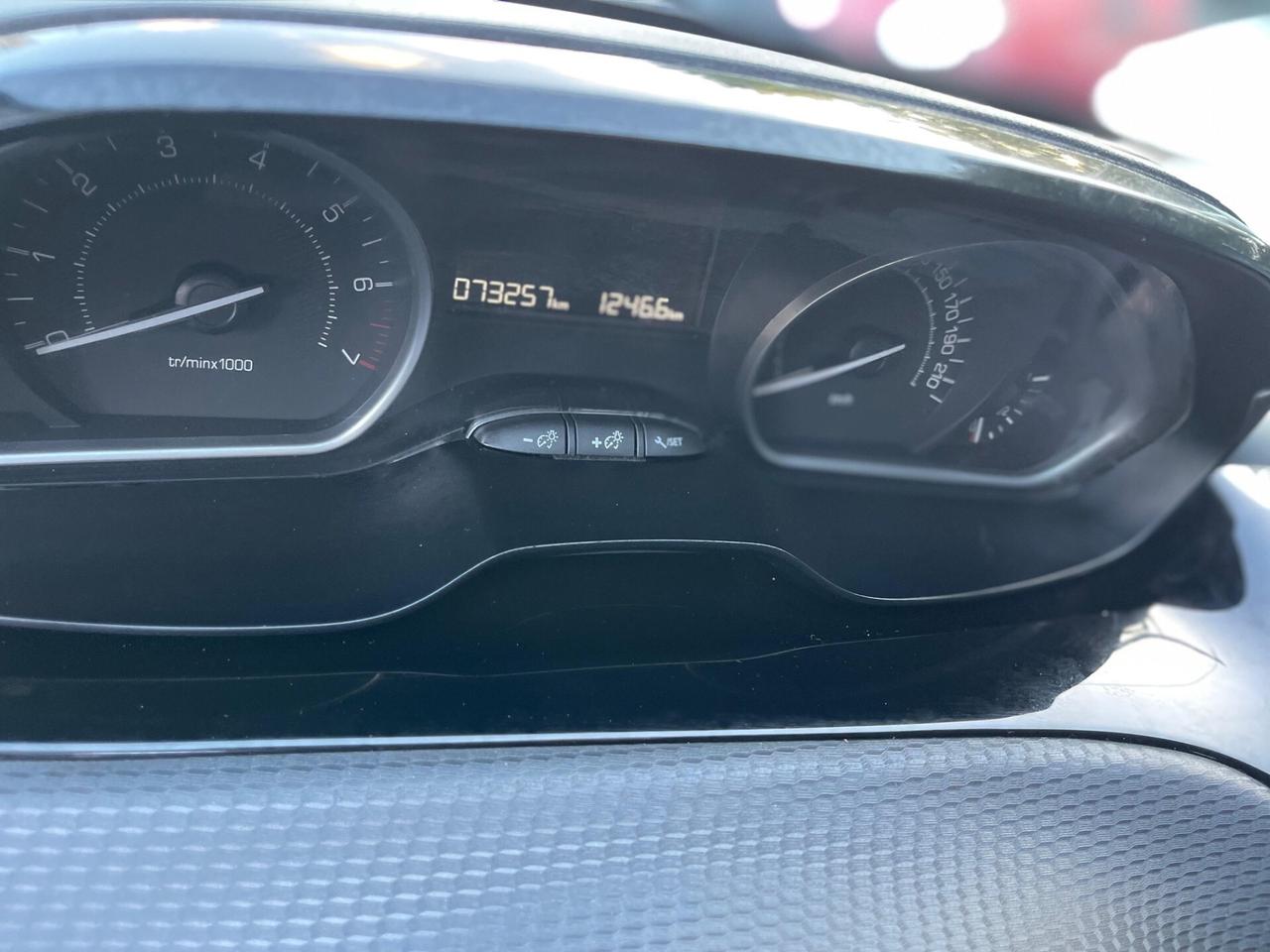 Peugeot 2008 PureTech 82 Allure 2018