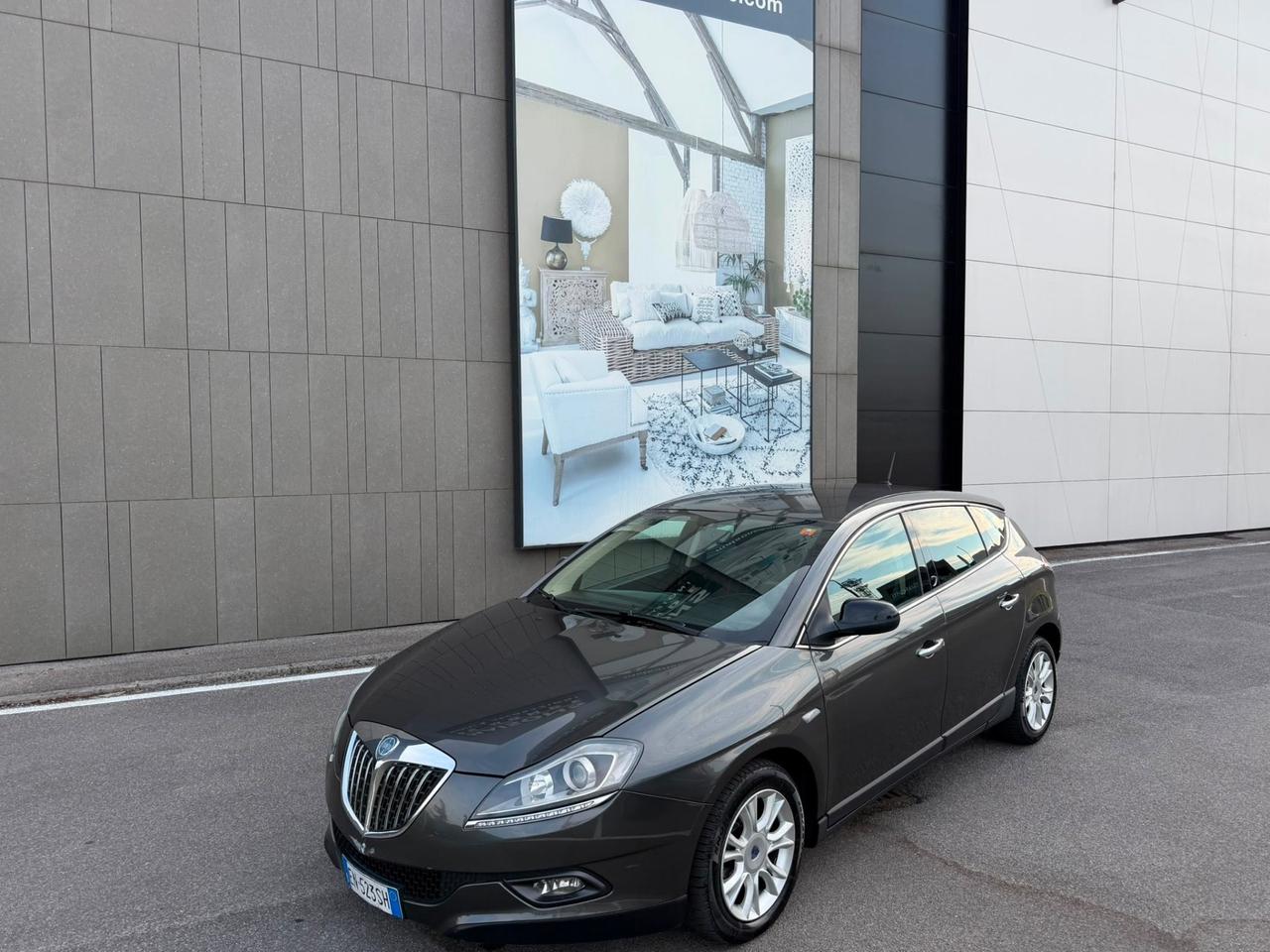 Lancia Delta 1.6 MJT DPF Silver