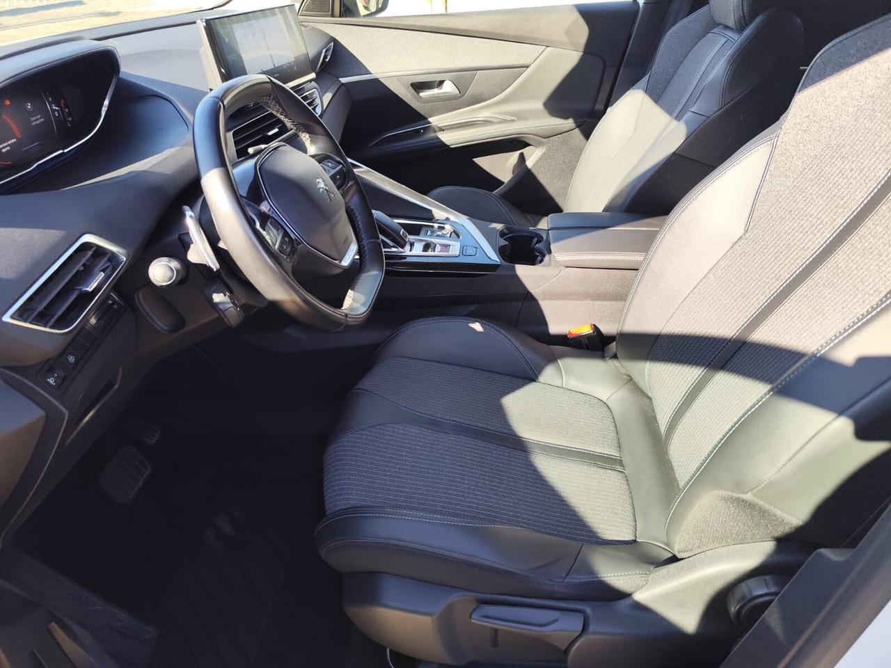 Peugeot 3008 BlueHDi 130 S&S EAT8 Allure Pack