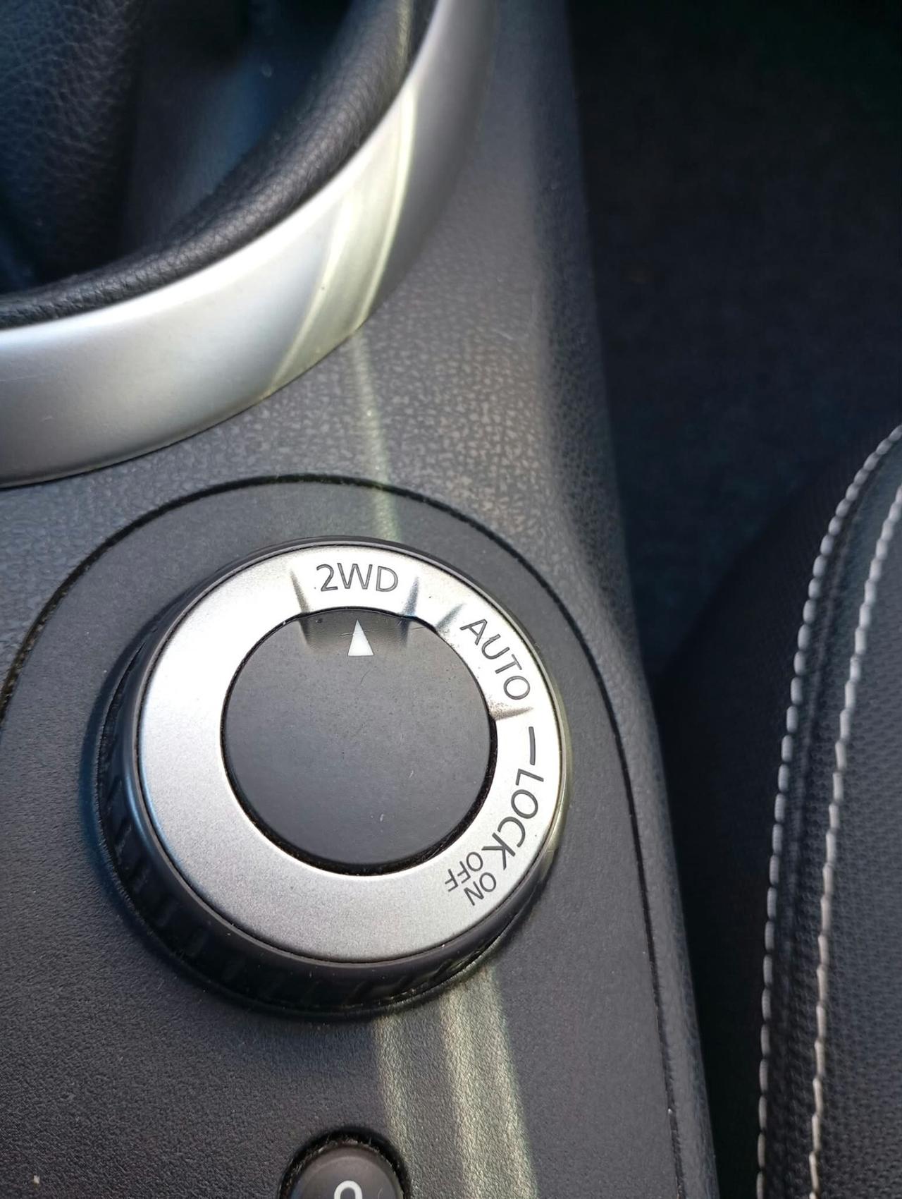 Nissan Qashqai 2.0 16V Acenta-2011