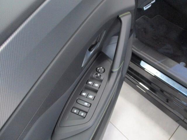 Peugeot 308 BlueHDi 130 S&S EAT8 SW GT