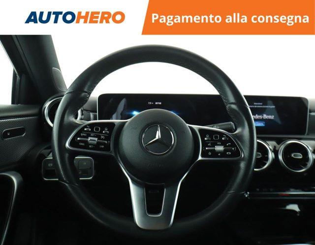 MERCEDES-BENZ A 200 Automatic Sport