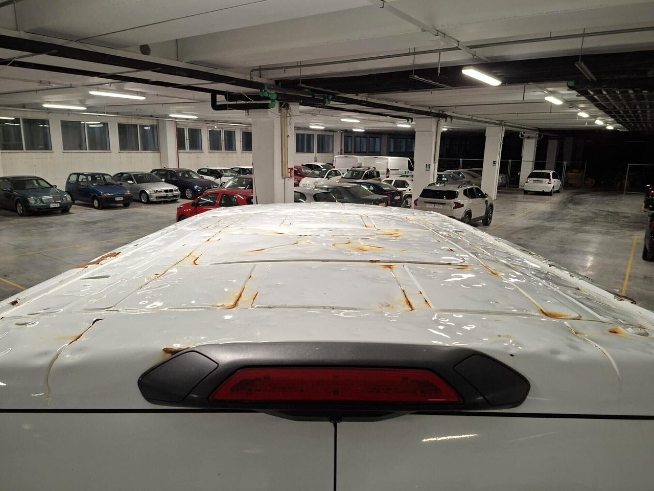 Ford Transit 350 2.0 TDCi EcoBlue Trend L2H2 Automatico