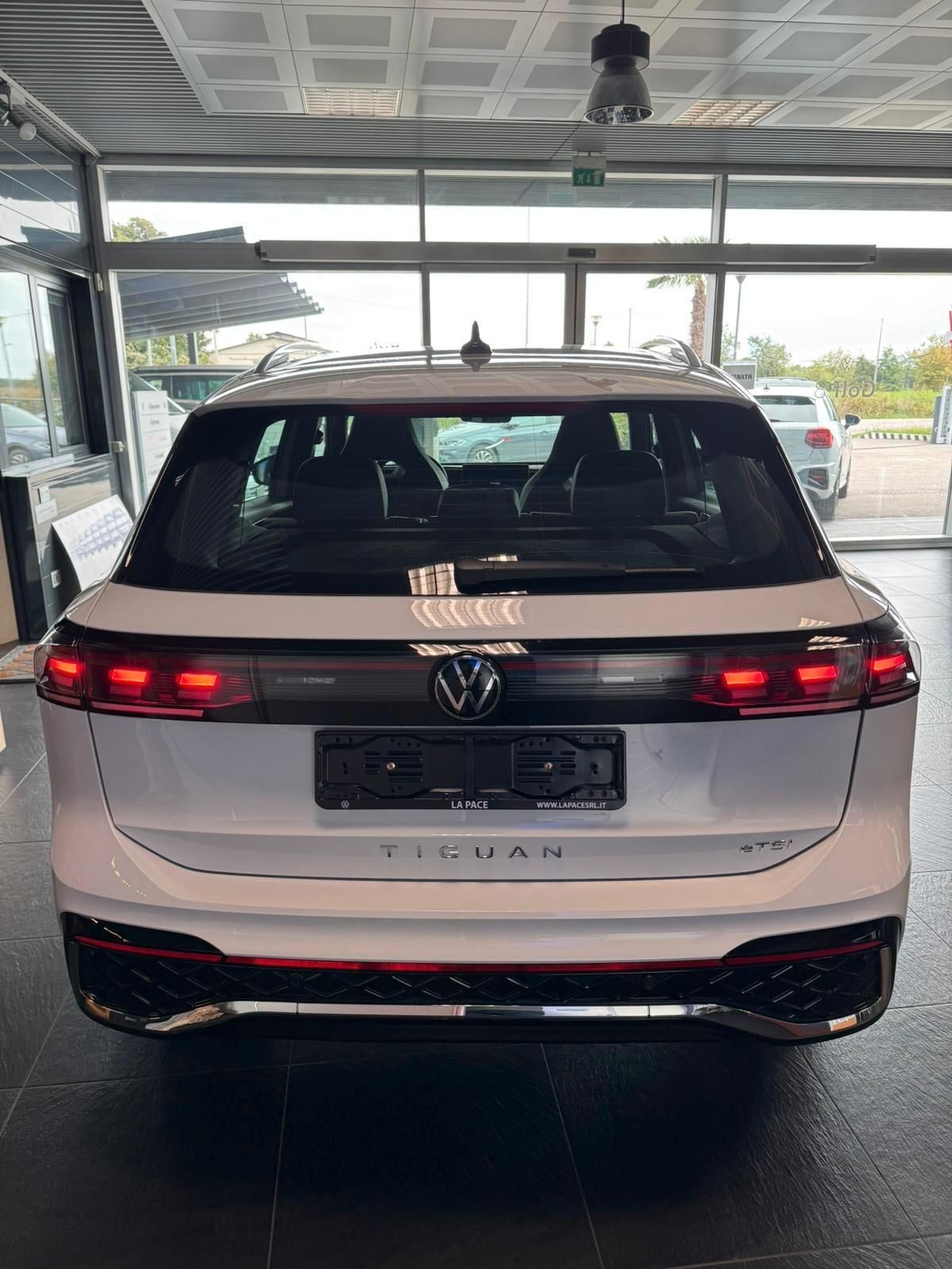 Volkswagen Tiguan 1.5 eTSI 150 CV ACT DSG R-Line