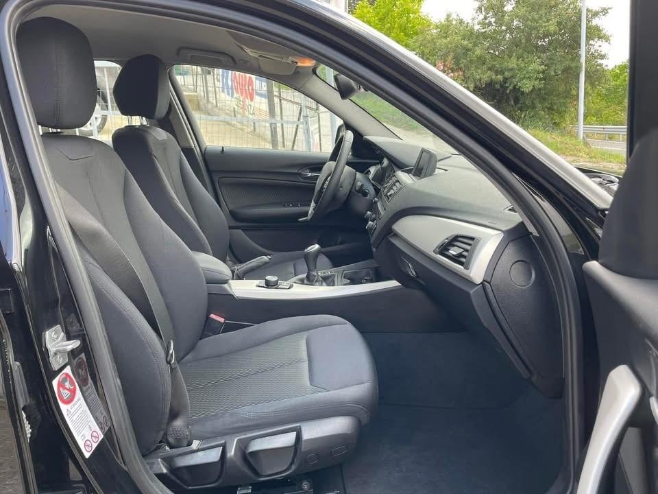 Bmw 118 118d 5p. Unique