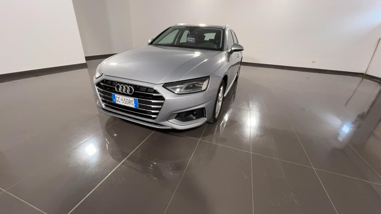 Audi A4 Avant 35 TDI/163 CV S tronic Business Advanced