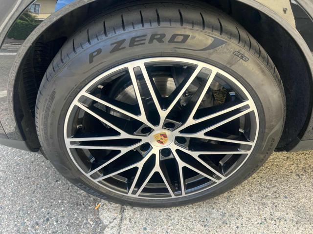 PORSCHE Cayenne Coupé 3.0 5.P tiptronic
