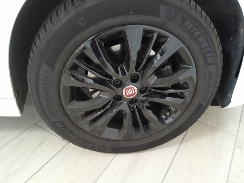 FIAT Tipo (2015-->) 1.4 5 porte Street