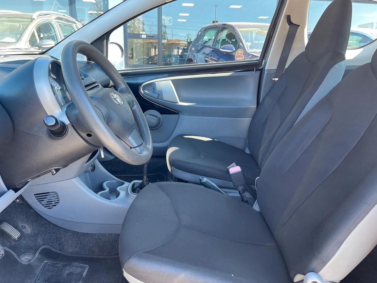 Toyota Aygo 1.0 12V VVT-i 3 porte Sol