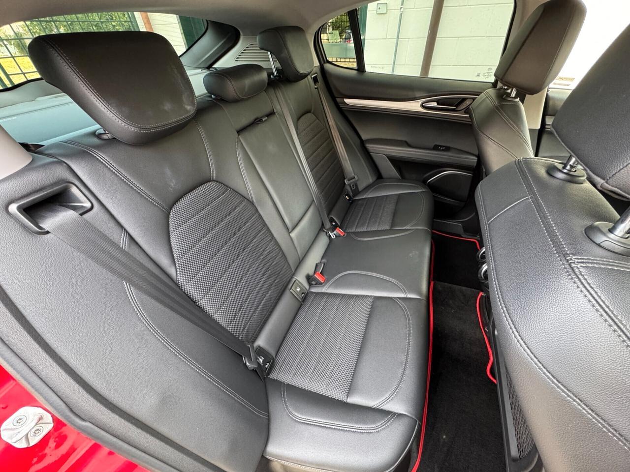 Alfa Romeo Stelvio 2.2 t Sprint rwd 190cv auto my20