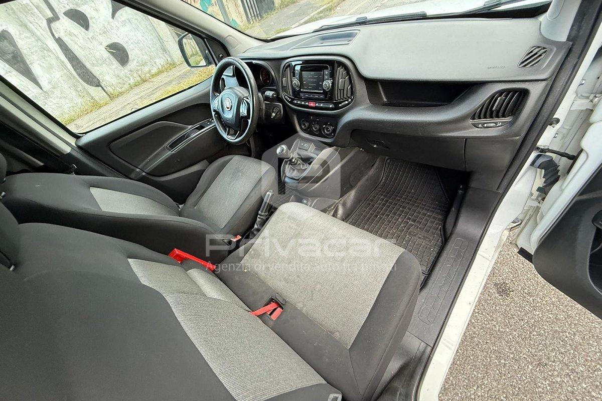 FIAT Doblò 1.4 T-Jet Natural Power PL-TN Cargo Maxi Lam.SX 3posti