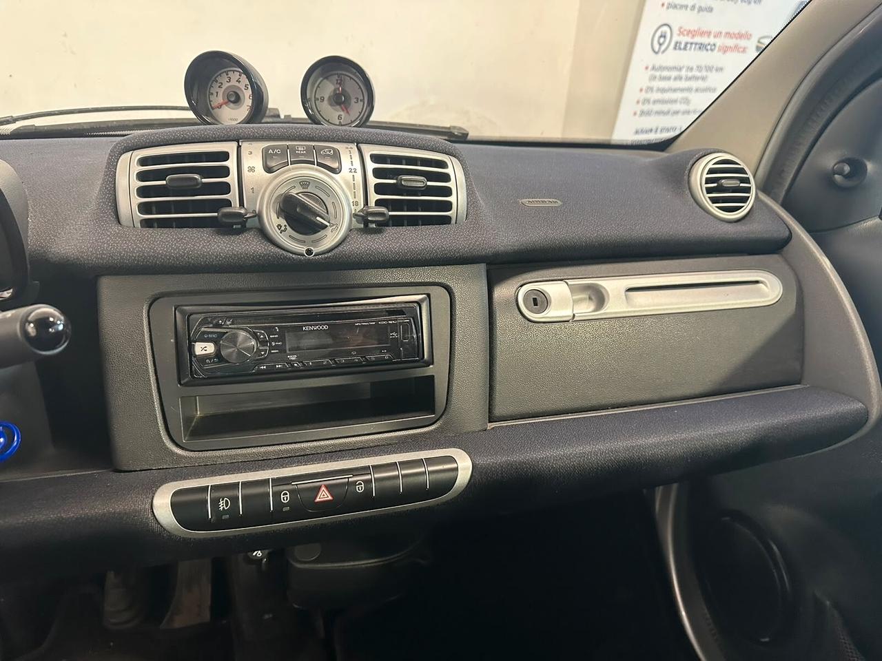 Smart ForTwo 1000 52 kW MHD coupé passion