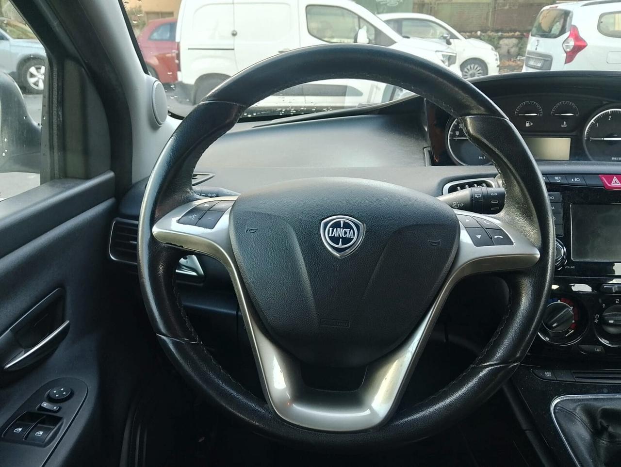 Lancia Ypsilon 1.3 MJT 16V 95 CV 5 porte S&S Platinum