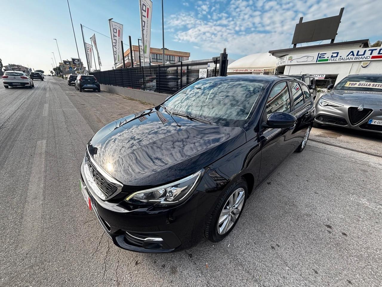 Peugeot 308 BlueHDi 130 S&S SW Allure