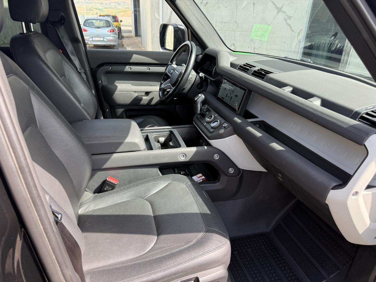 Land Rover Defender 110 3.0D I6 200 CV X-Dynamic S - IVA ESPOSTA -FULL
