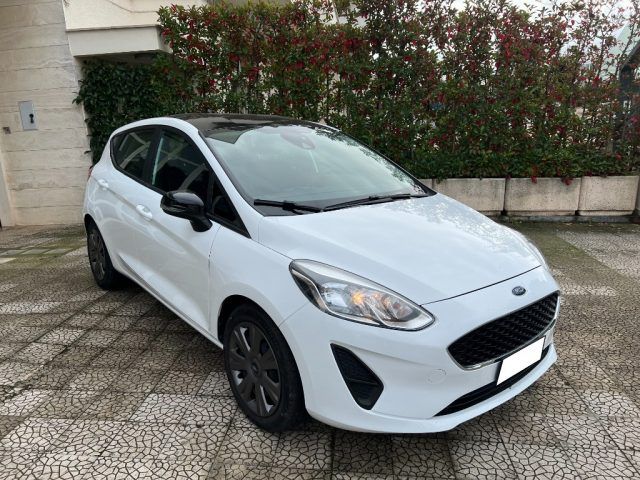 FORD Fiesta 1.5 TDCi 5 porte Tetto Black