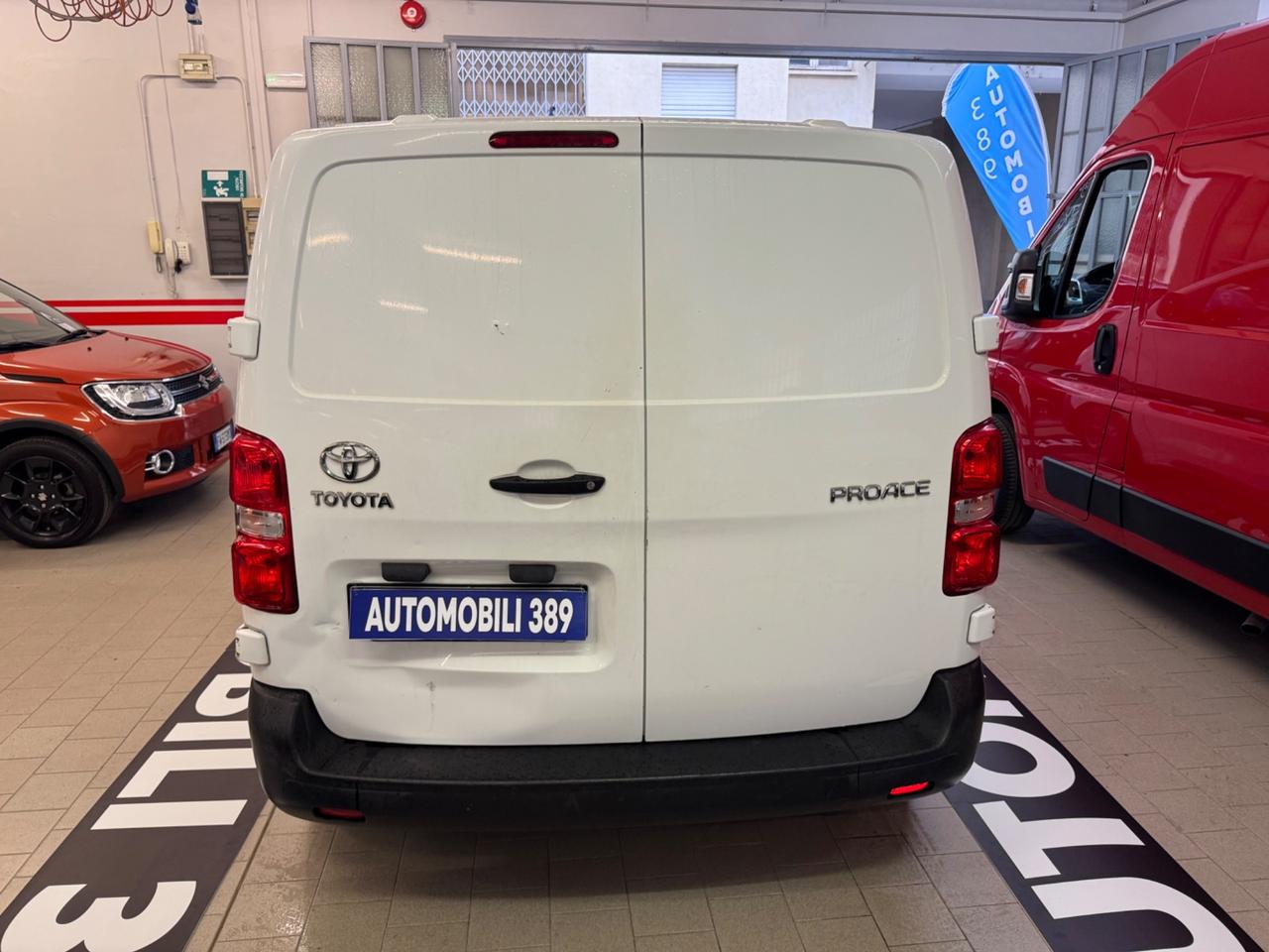 Toyota Proace 1.6D 95CV PC-TN Furgone Compact 4p.10q Comfort